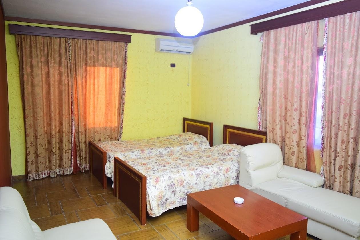 Hotel Deja Tirana Exterior photo